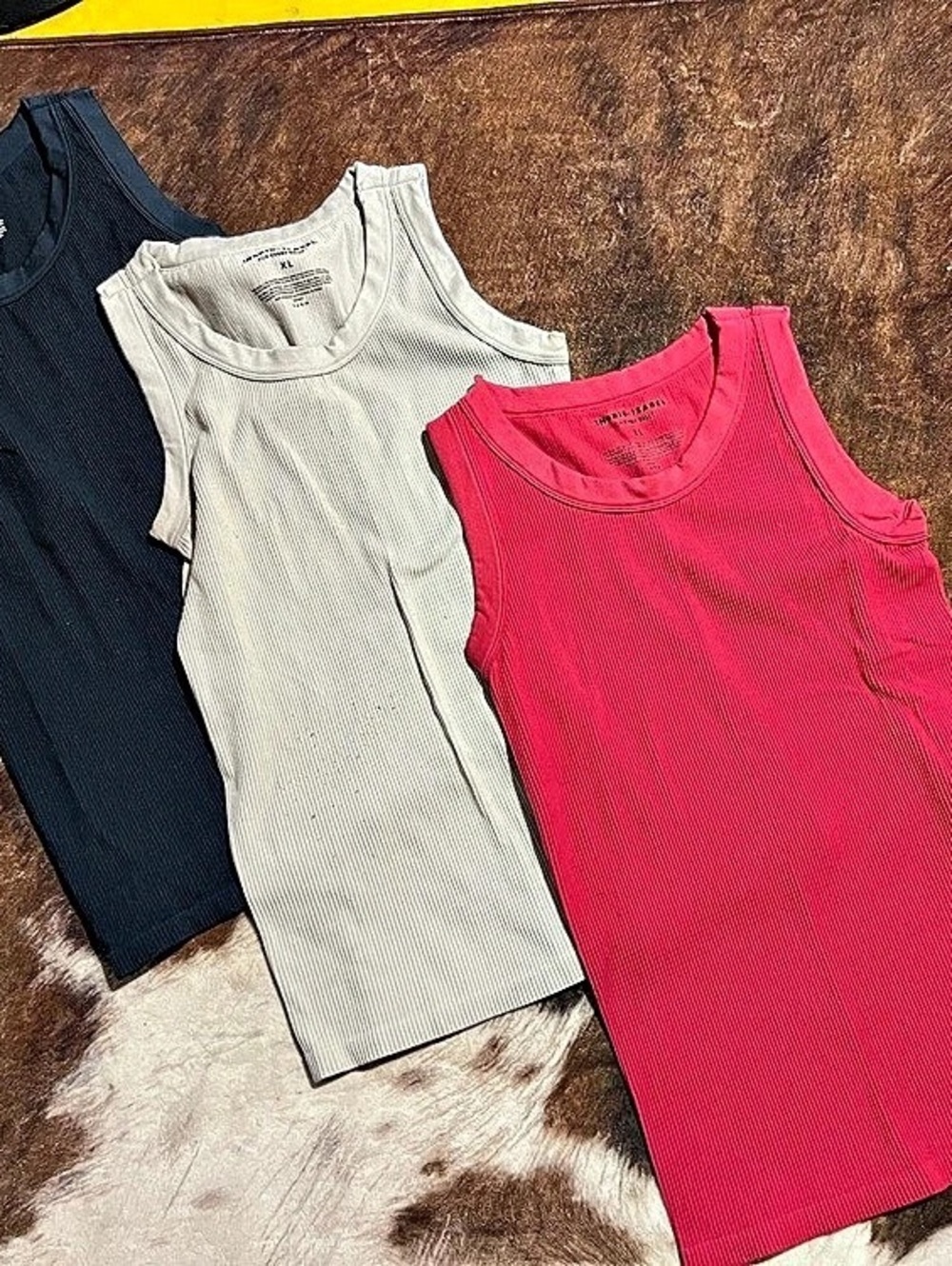 Ingrid & Isabel Seamless Ribbed Maternity Tank Set Navy, Pink & White XL